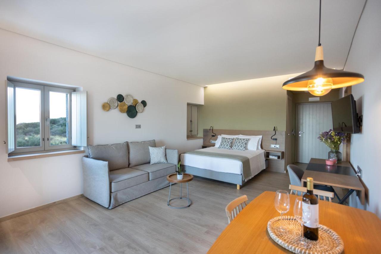 Armantanis Luxury Suites Ареополі Екстер'єр фото